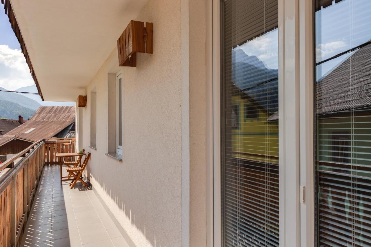 Apartments Julian Experience Rateče Exteriör bild